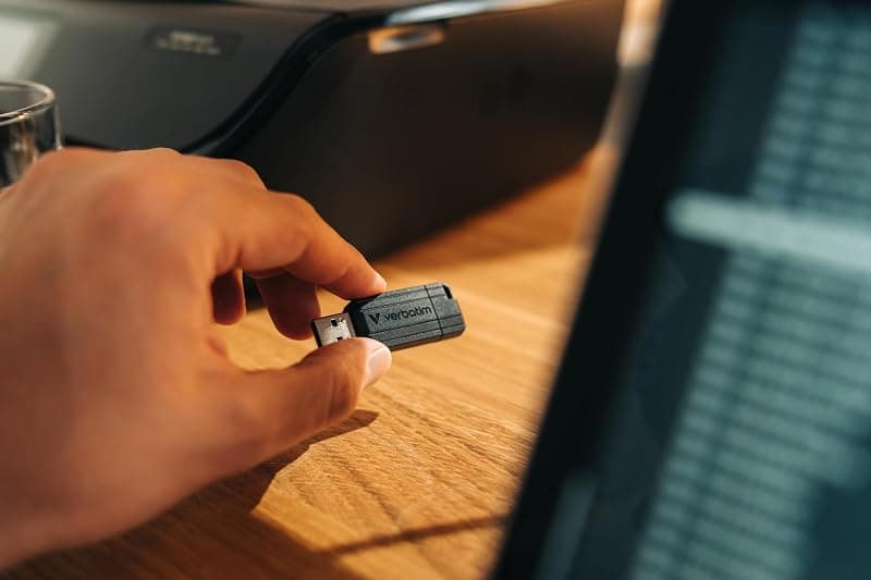 Verbatim Pendrive Pinstripe 32GB USB 2.0 49064 — miniatura 2