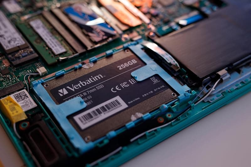 Verbatim SSD Vi550 S3 - SSD interno da 256GB - Solid State Drive - Interfaccia SATA III 2,5''- Unità SSD interna con tecnologia 3D NAND - SSD da 256GB ad alta prestazione- 560MB/s — miniatura 3